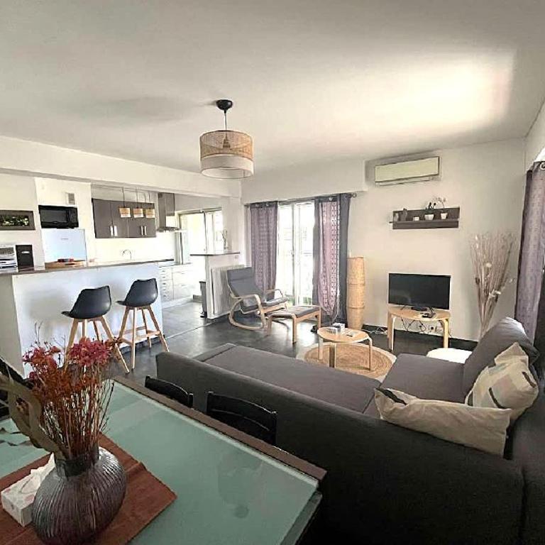 LE VERSAILLES plaisir et confort en centre-ville, pour séjours en famille ou business - Appartement 2 Chambres - 9