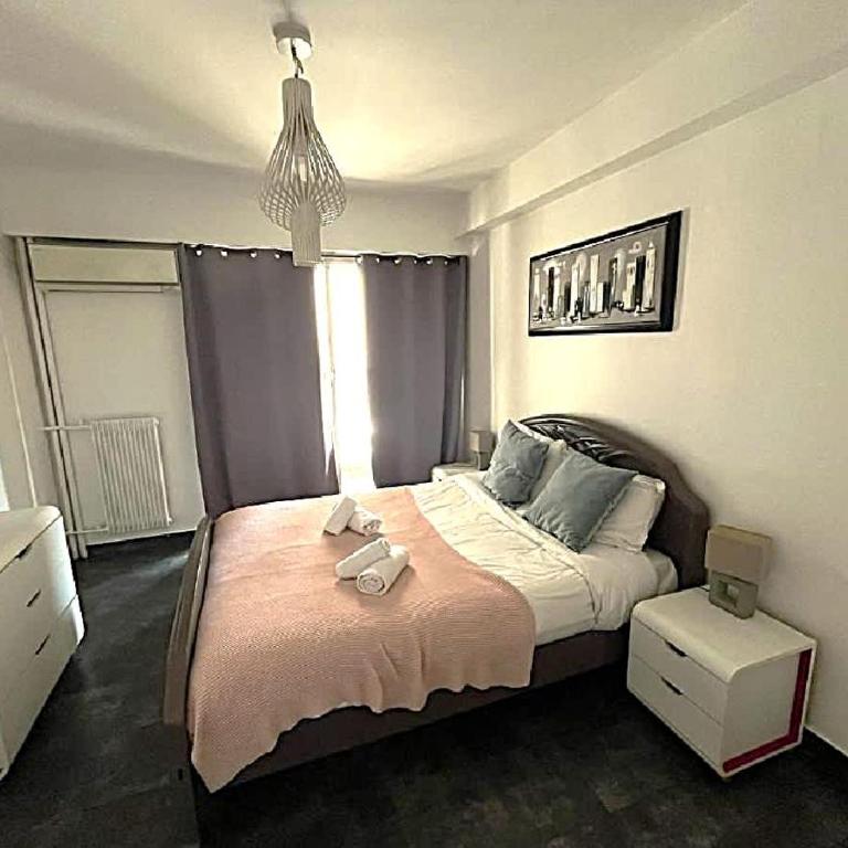 LE VERSAILLES plaisir et confort en centre-ville, pour séjours en famille ou business - Appartement 2 Chambres - 13