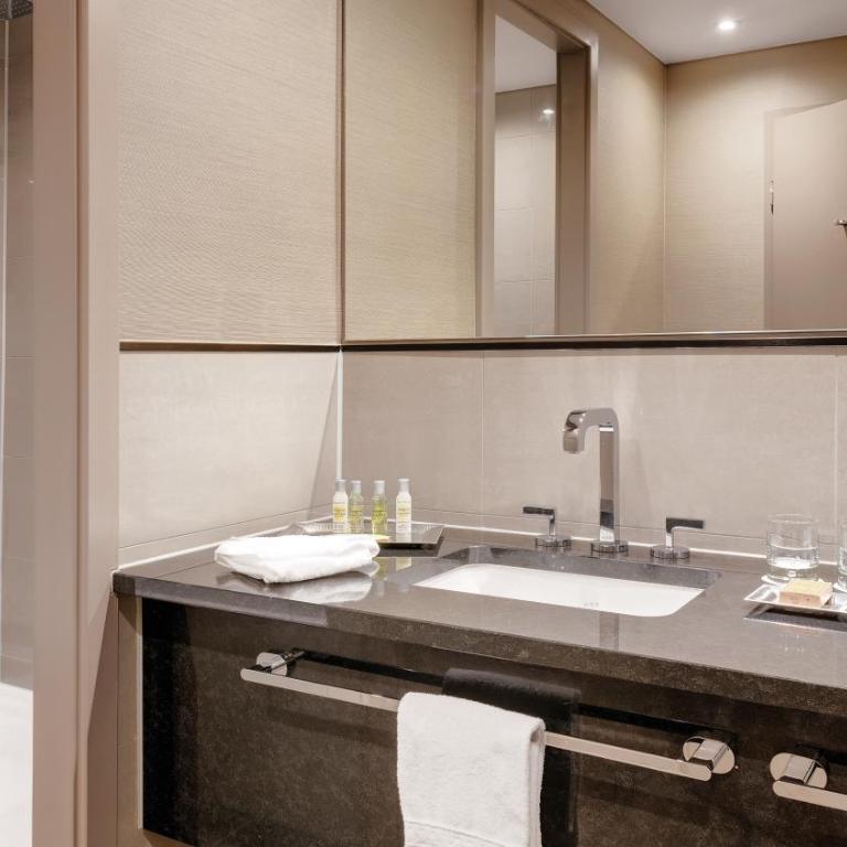 Hilton Munich City - Executive Suite mit Kingsize-Bett - 6