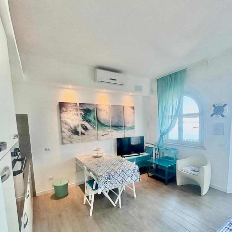Alba Sul Mare Beach Apartment - Appartamento con 2 Camere da Letto - 7