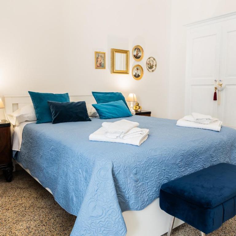 Petite Maison Salerno - Appartamento con 2 Camere da Letto - 52