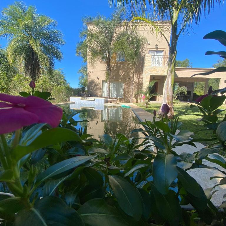 Alojamiento la irene - Three-Bedroom House - 4