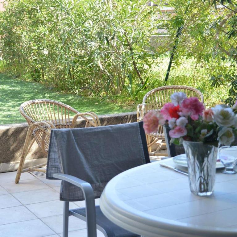 Appartement 2 pièces avec jardin et terrasse à 180m de la mer - FR-1-226B-338 - Appartement (5 Adultes) - 13
