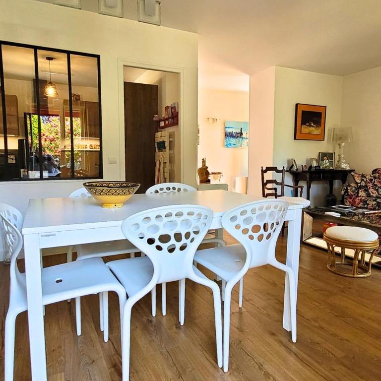GALLEBEN - Coquette et confortable maison - Vacation Home - 2