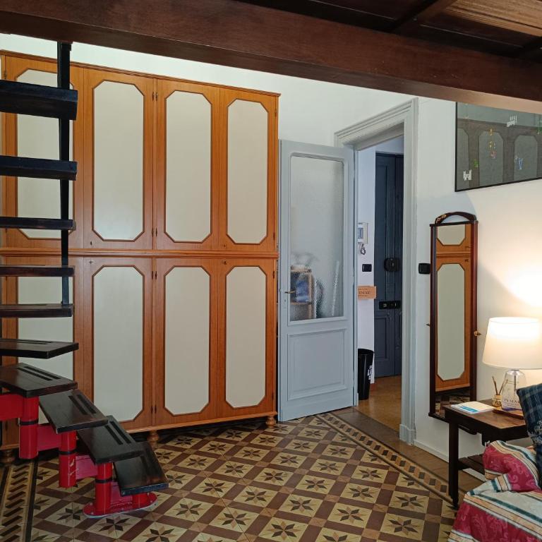 lovely vintage apartment - One-Bedroom Apartment - 13