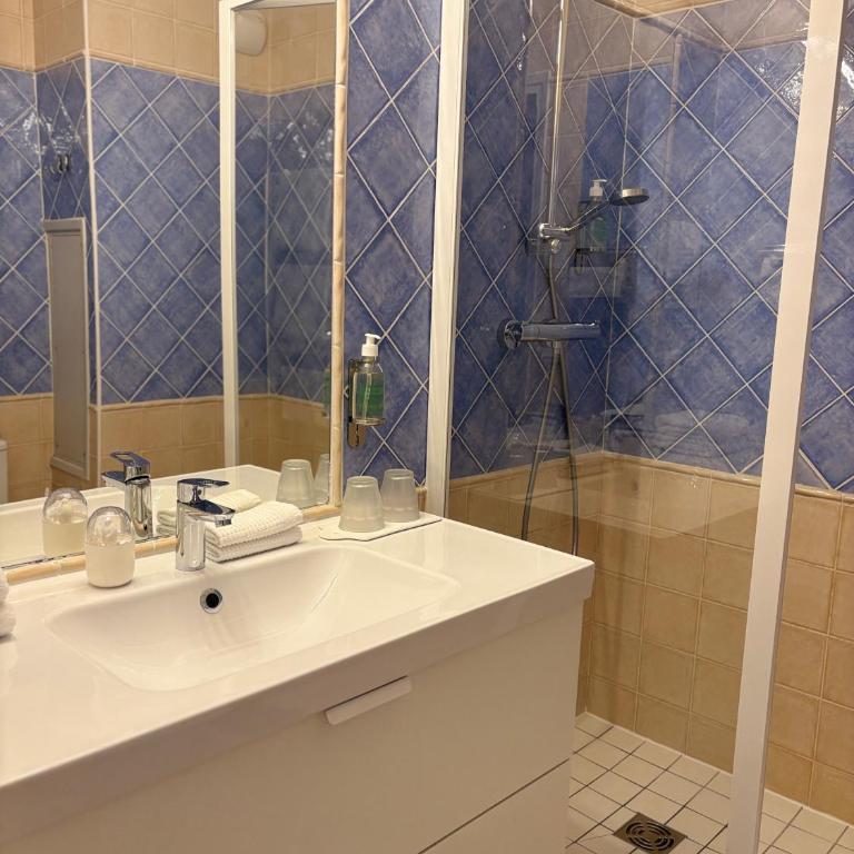 Hotel Spa Azteca Barcelonnette - Classic Doppel- oder Zweibettzimmer - 3