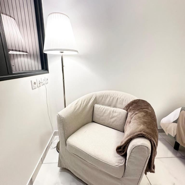 New Apartment in Paris center metro 7 & 14 Maison Blanche - Appartement 1 Chambre - 26
