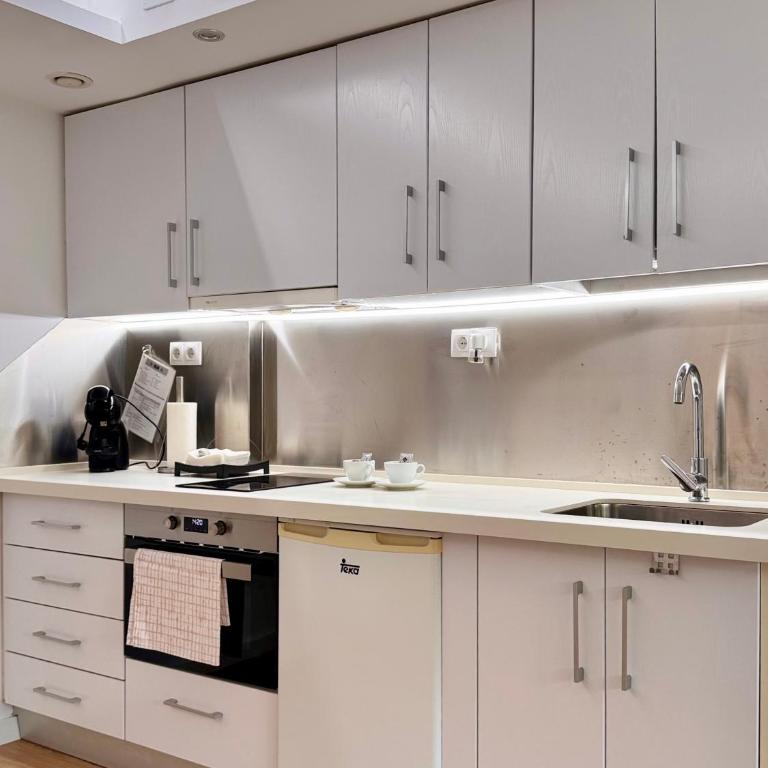 Color Suites Alicante - Apartamento - 5