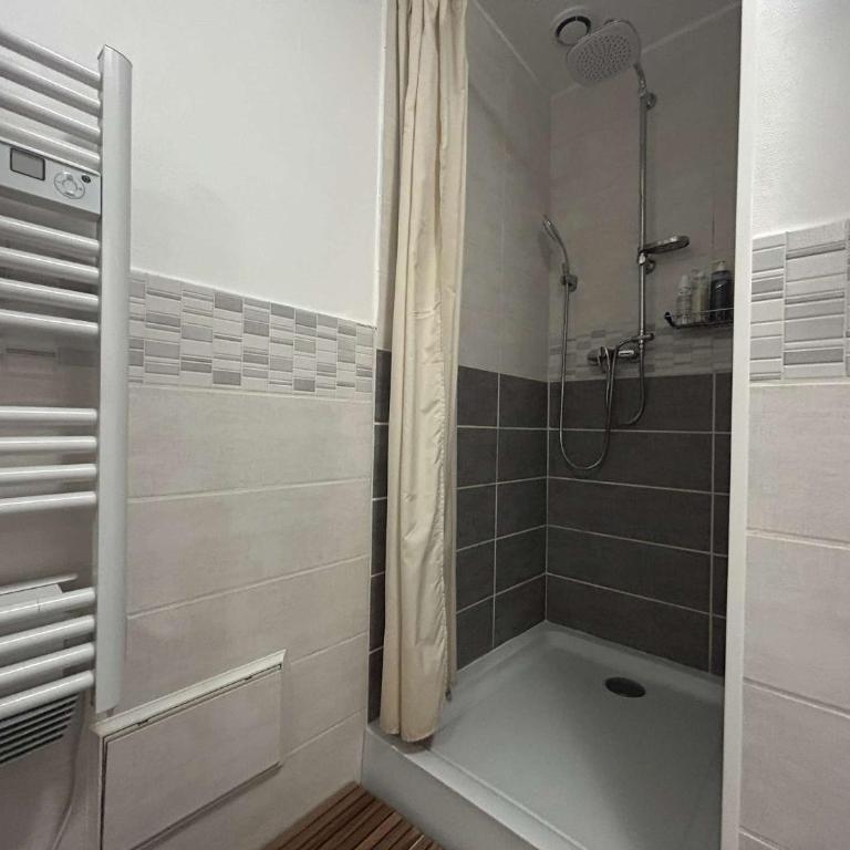 SP920-0067 Grand appartement 3 pièces 5 couchages SAINT PIERRE LA MER - Apartment mit 2 Schlafzimmern - 8