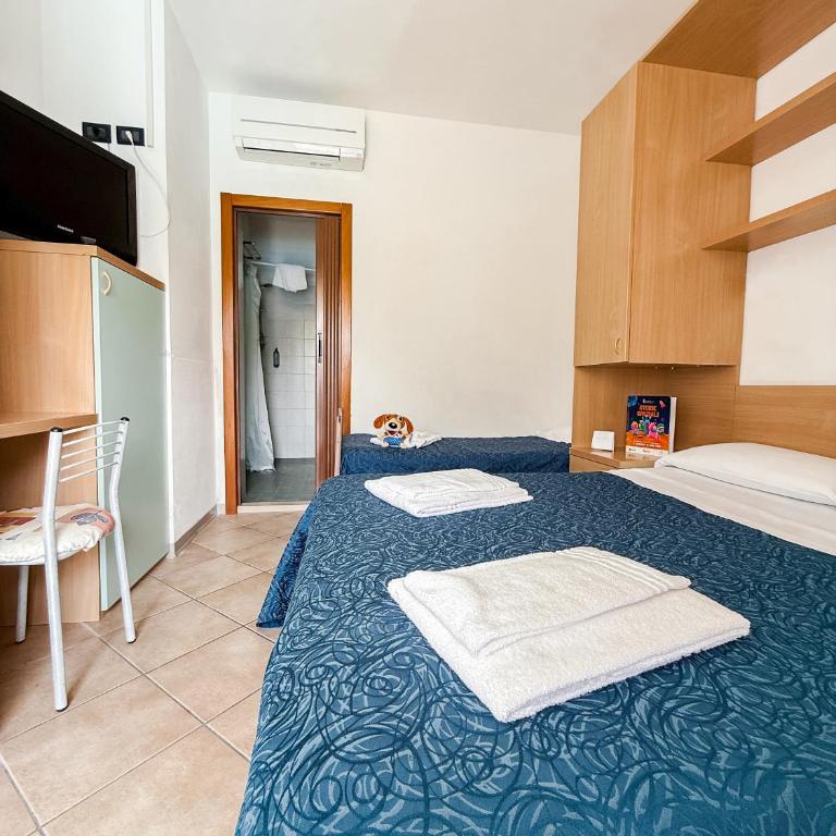 Hotel Bella Igea - Camera Tripla Economy - 5