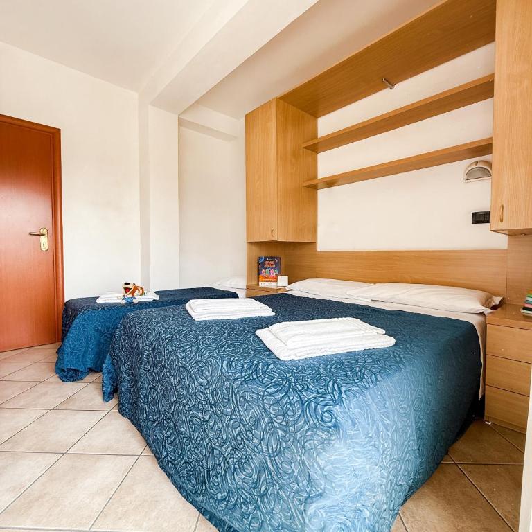 Hotel Bella Igea - Camera Tripla Economy - 7