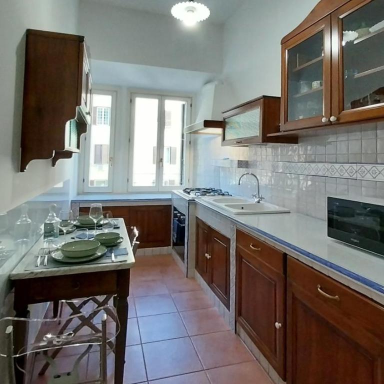 A Casa di Vittoria - Appartamento con 2 Camere da Letto e Balcone - 5
