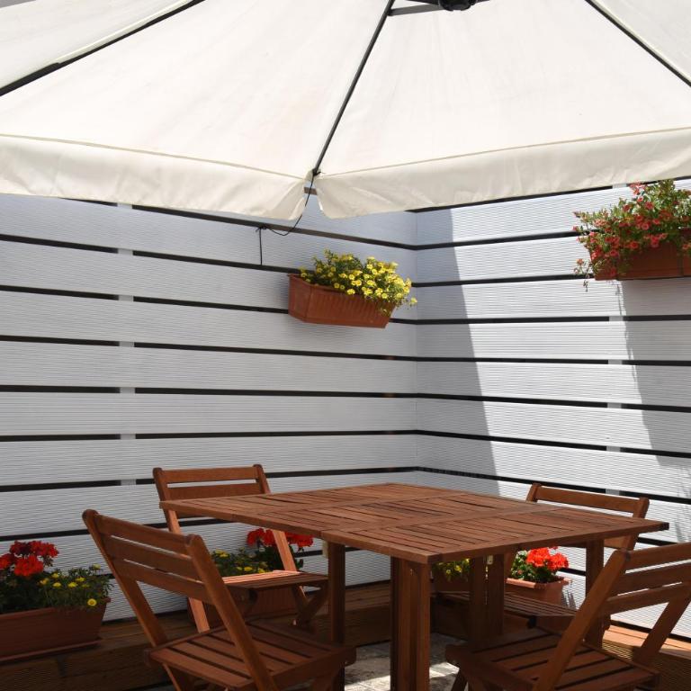 Nereidi - One-Bedroom Apartment with Terrace - 10