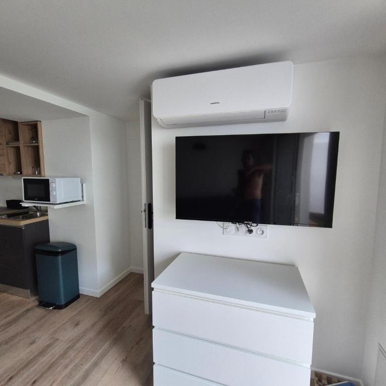 Villa Sanadream - location d'appartements Sanary - Portissol - Apartment mit 1 Schlafzimmer und Gartenblick - 2