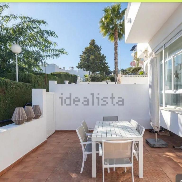 3-Min Walk to Beach , Pool , Estepona , 3BR - Casa de 3 dormitorios - 19