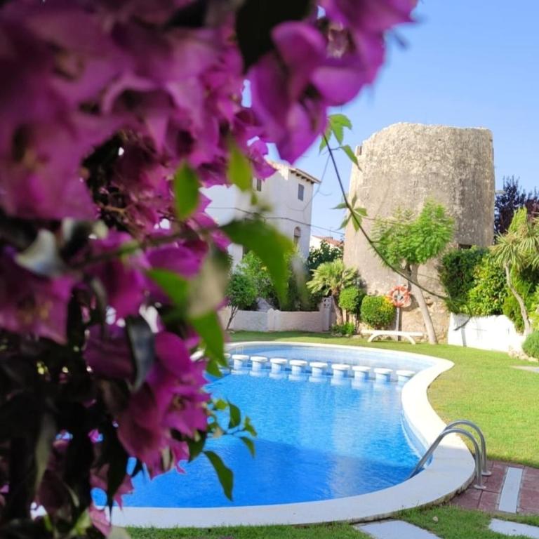 Acogedor adosado con piscina - Casa de 3 dormitorios - 1