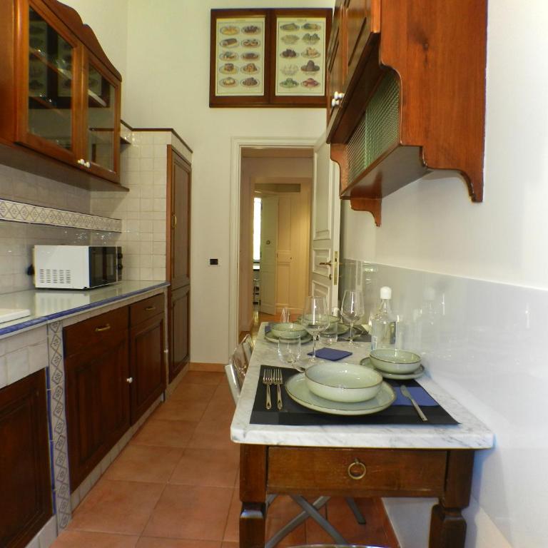 A Casa di Vittoria - Appartamento con 2 Camere da Letto e Balcone - 32