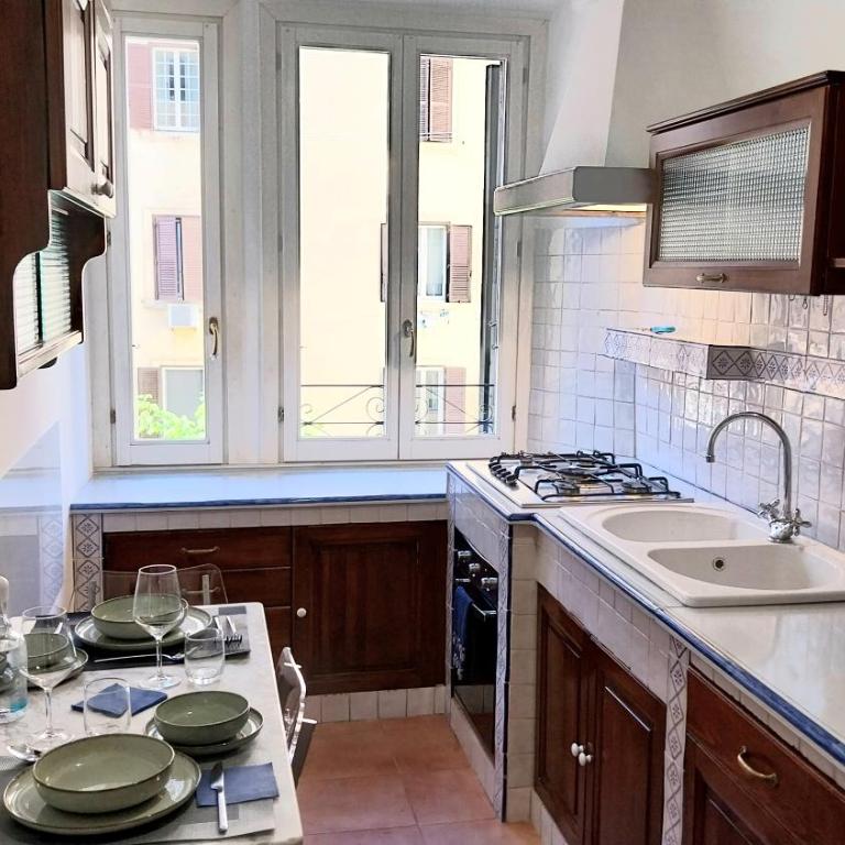 A Casa di Vittoria - Appartamento con 2 Camere da Letto e Balcone - 33