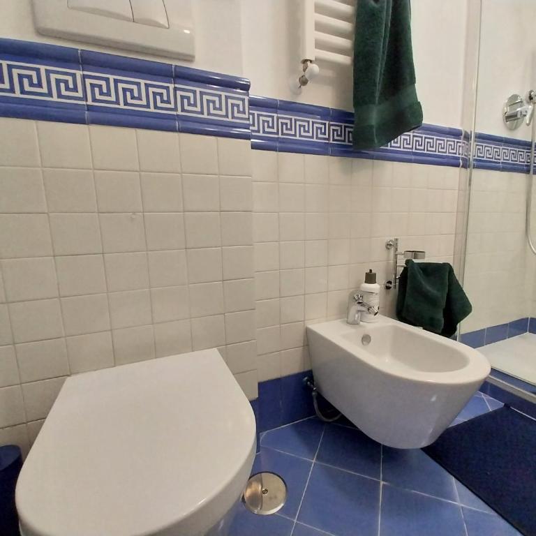 A Casa di Vittoria - Appartamento con 2 Camere da Letto e Balcone - 46