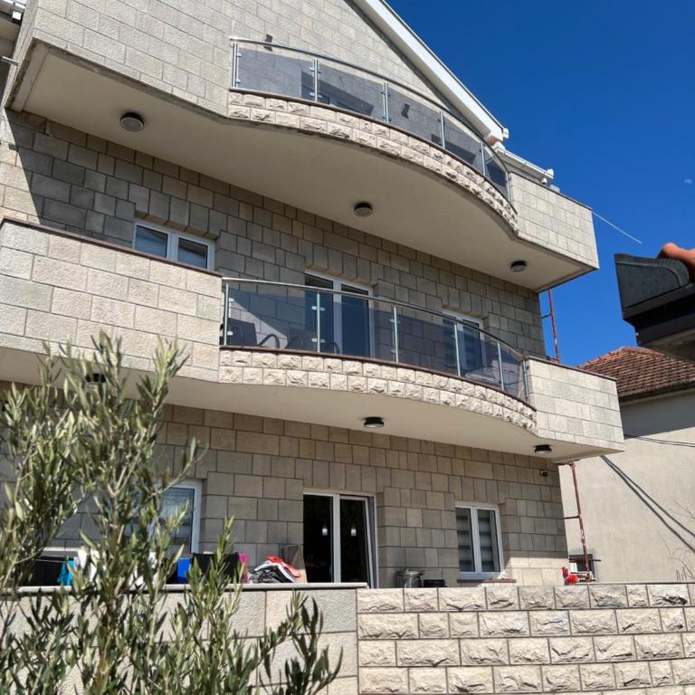 Apartmani Aleksic - Apartman s 1 Spavaćom Sobom i Balkonom - 13