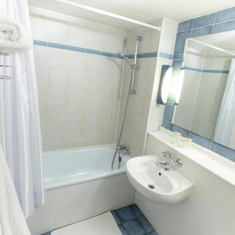 Campanile Perpignan Sud - Chambre Double - 4