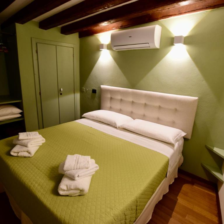 Luxury Cernaia Home alloggio di charme nel Centro Storico - Two-Bedroom Deluxe Apartment - 3