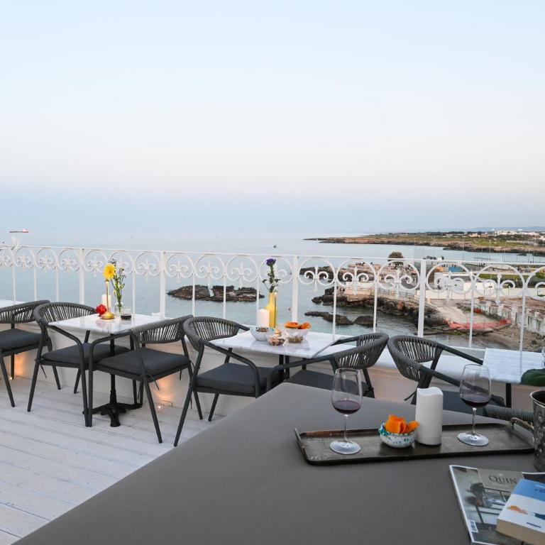 Sea Suites by Villa Experiences Puglia - Camera Matrimoniale con Balcone e Vista Mare - 15