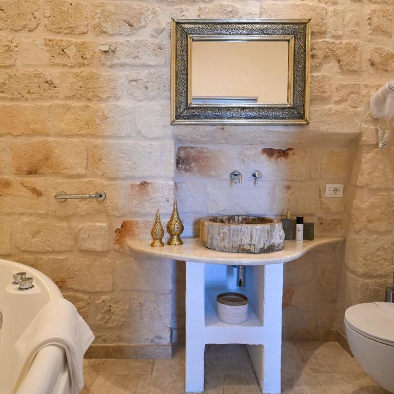Sea Suites by Villa Experiences Puglia - Camera Matrimoniale con Balcone e Vista Mare - 18
