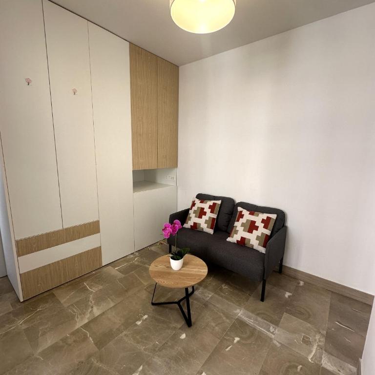 Colcha Suites - Duplex Penthouse by Medina Living - Two-Bedroom Apartment with Balcony and Terrace - 21