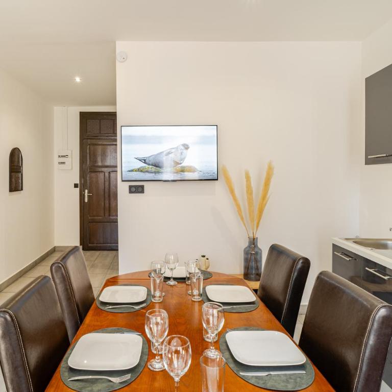 Cocon élégant en plein centre de Perpignan - Two-Bedroom Apartment - 22