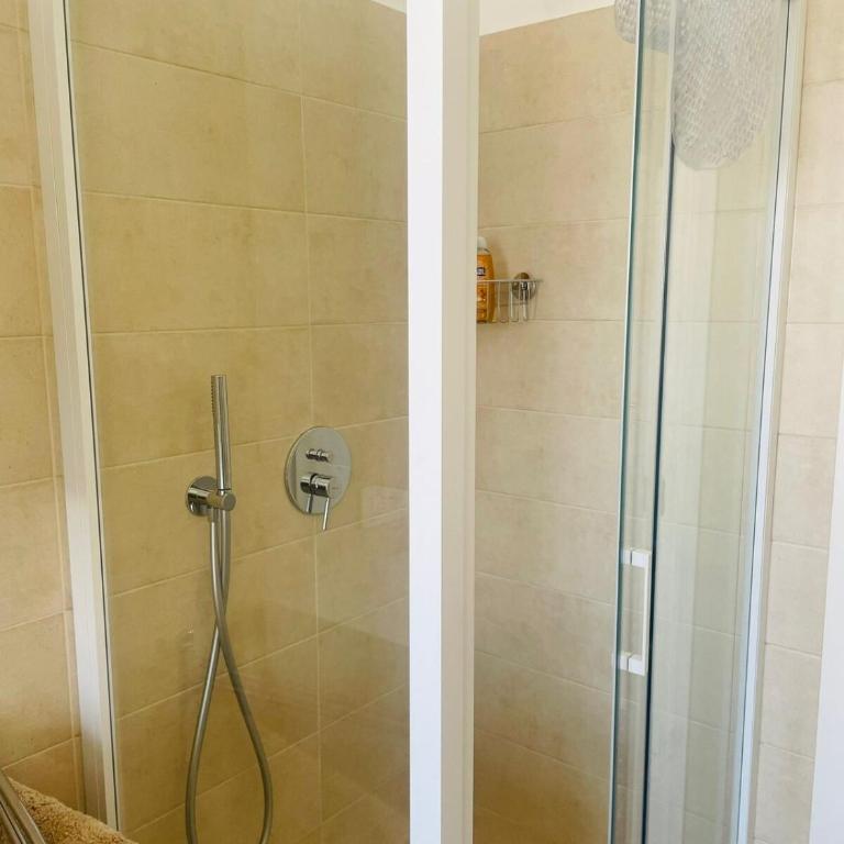 Baveno Lakeview Escape - Appartamento con 2 Camere da Letto - 15