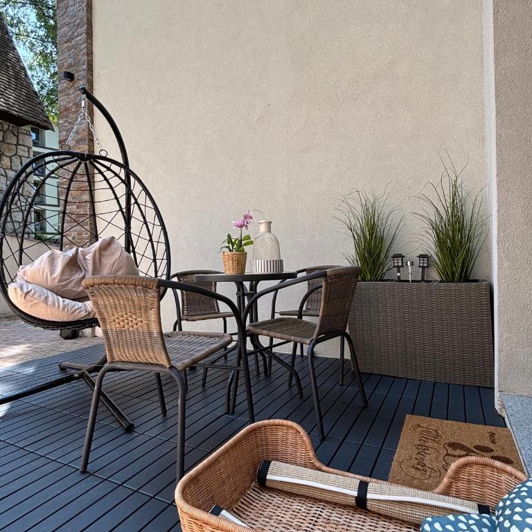 Alexandro Apartmani Zlatibor - Family Room with Garden View - 2