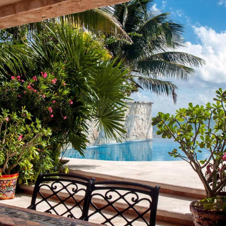 Beachfront Villa & Infinity Pool: 5 or 7 Bedrooms - Casa - 7