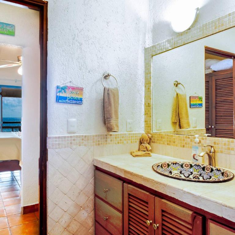 Beachfront Villa & Infinity Pool: 5 or 7 Bedrooms - Casa - 25