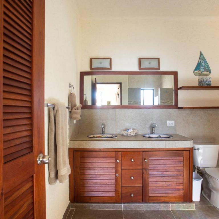 Beachfront Villa & Infinity Pool: 5 or 7 Bedrooms - Casa - 48