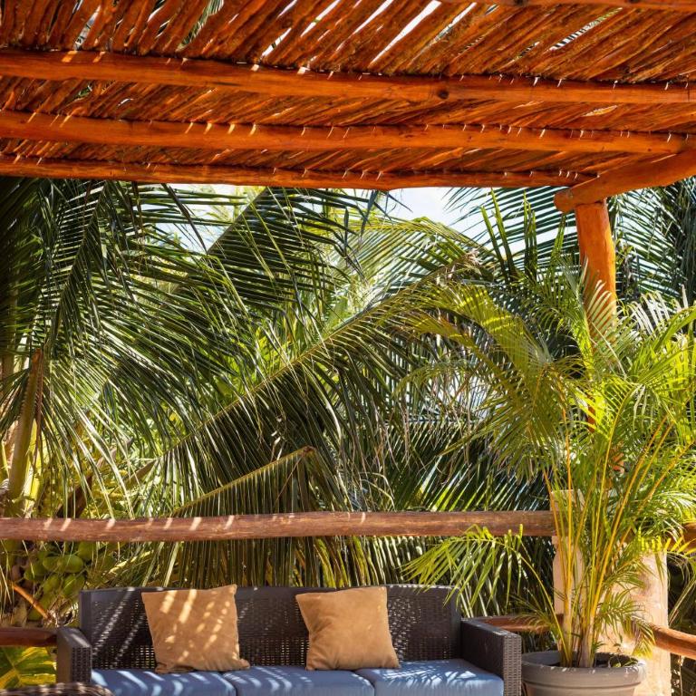 Beachfront Villa & Infinity Pool: 5 or 7 Bedrooms - Casa - 55