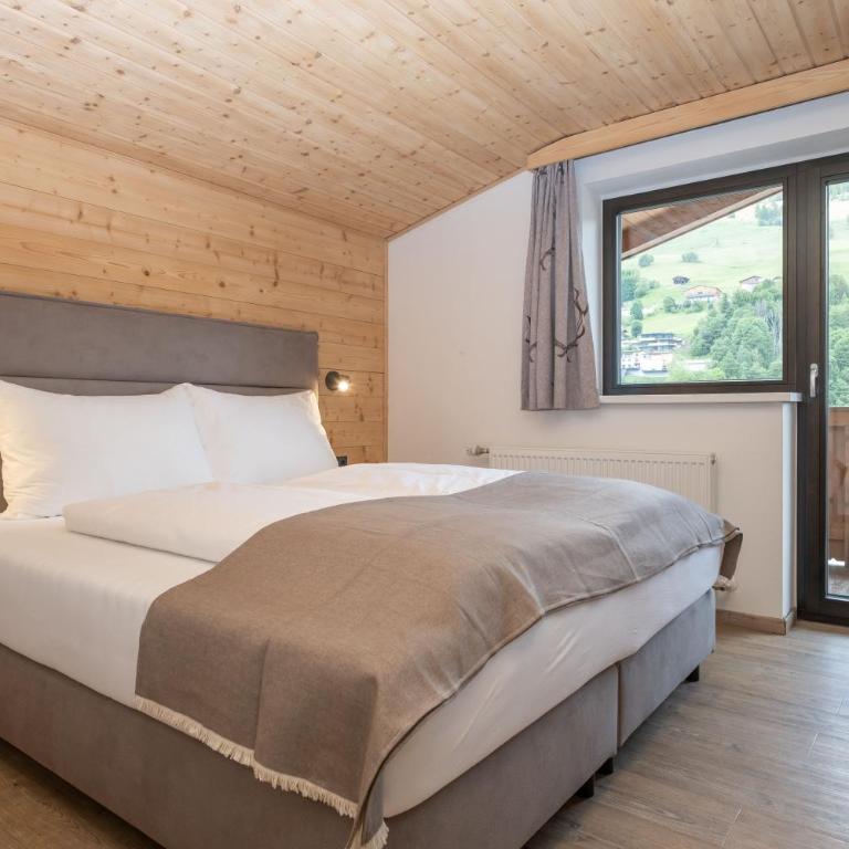 Hofers Herzstück - Dreibettzimmer - 4