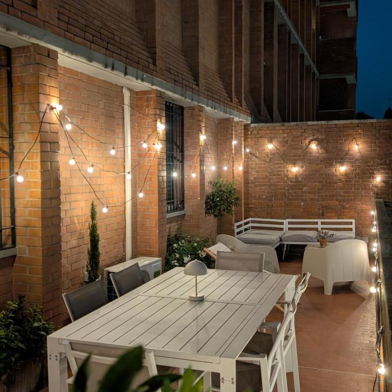 Cloud9 Large Terrace - Meliora Apartments - Three-Bedroom Premium Apartment with Balcony - 2