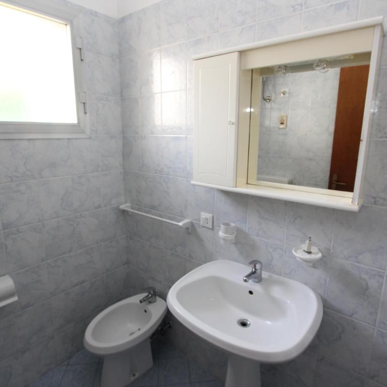 Montecarlo - One-Bedroom Standard Apartment - 22