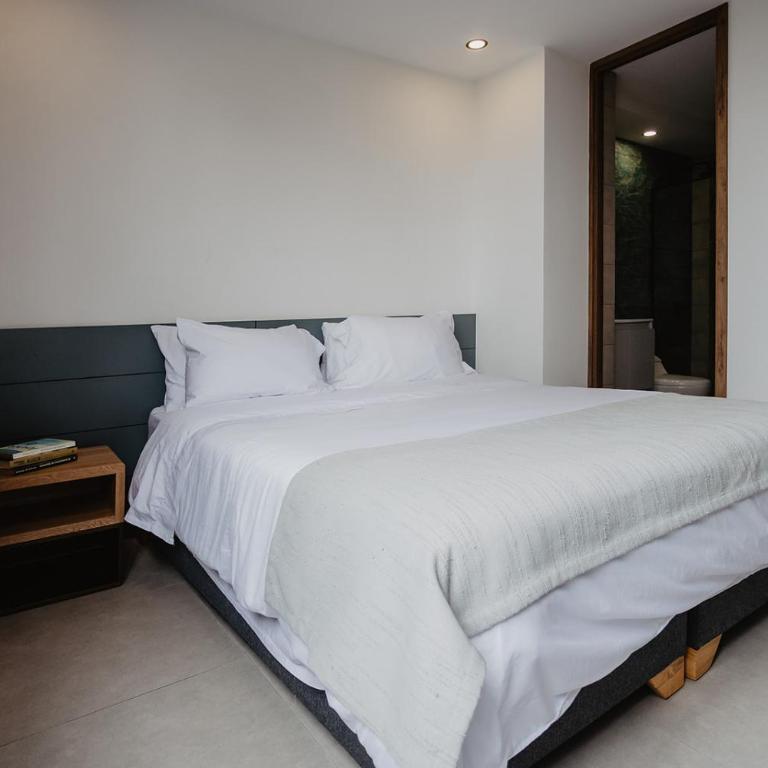 Nomadic Boutique Living and Experience Center - Deluxe Family Room - 5