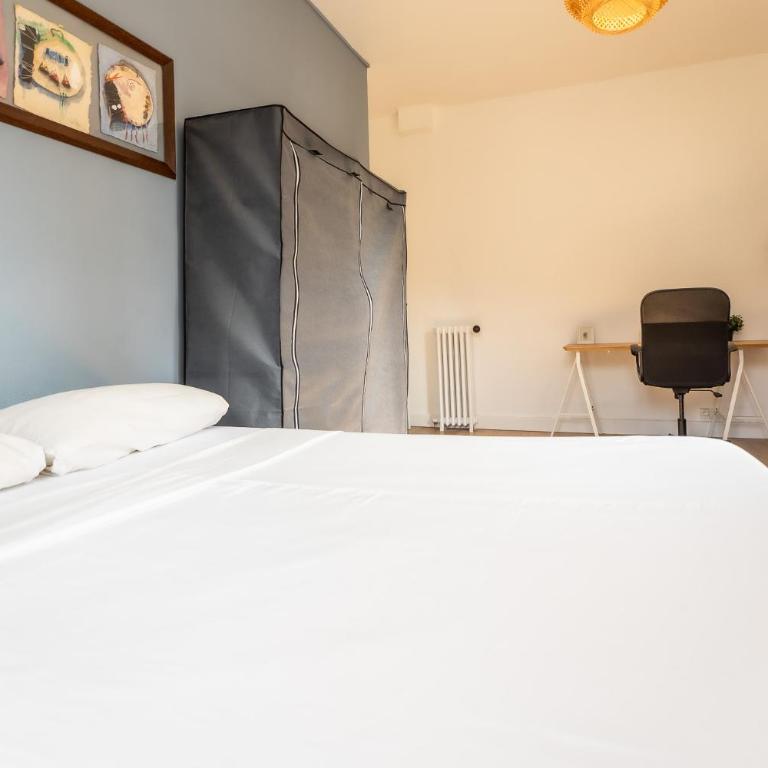 Guest House La Niçoise - Chambre Quadruple avec Salle de Bains Privative - 8