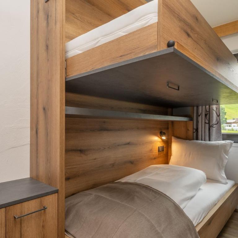 Hofers Herzstück - Einzelzimmer mit Zustellbett - 3
