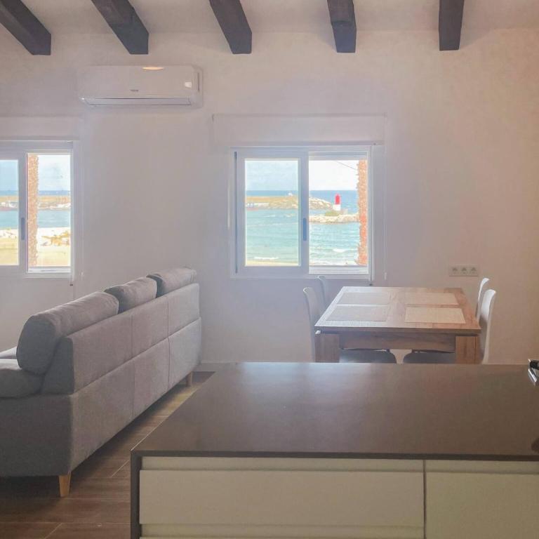 Stylish Seafront Apartment - Apartamento - 2