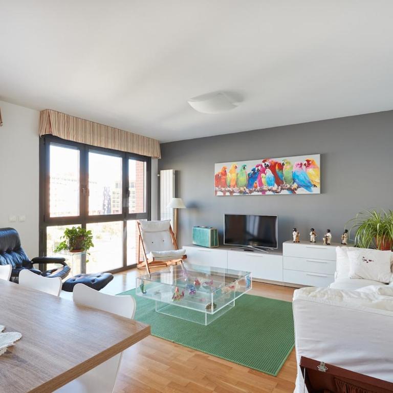 Bee Happy Erletokieta apartamento en Pamplona - Apartment - 1