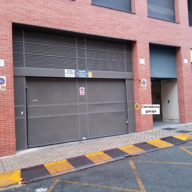 Bee Happy Erletokieta apartamento en Pamplona - Apartment - 21