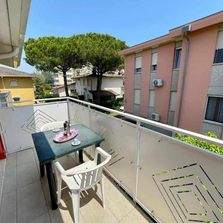 Functional flat in a residential area - Appartamento - 1