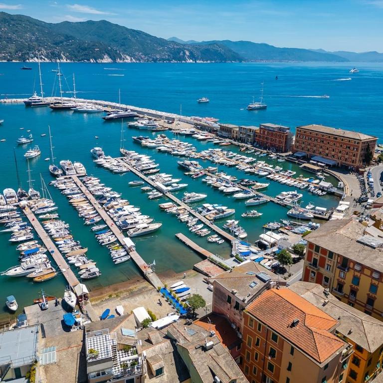 Sea View Home - Steps to Sea - AC - WiFi - Center - Appartamento con 3 Camere da Letto - 54