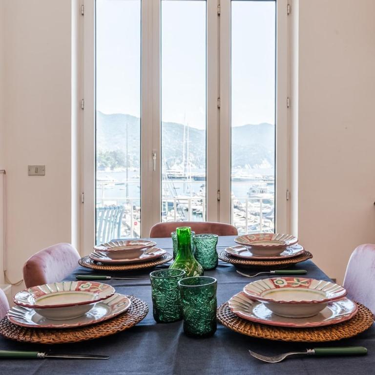 Sea View Home - Steps to Sea - AC - WiFi - Center - Appartamento con 3 Camere da Letto - 64
