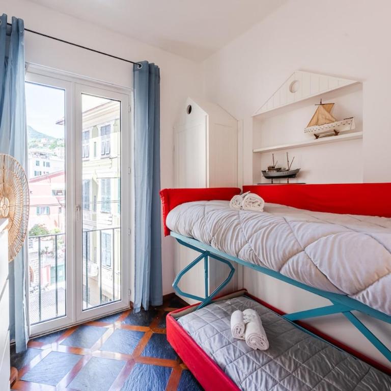 Sea View Home - Steps to Sea - AC - WiFi - Center - Appartamento con 3 Camere da Letto - 90
