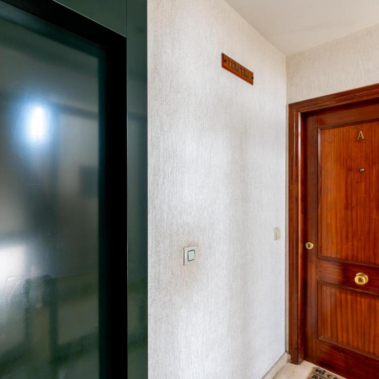 Amador Apartamento Familiar Centro PARKING Amador de los Rios - Apartamento - 54